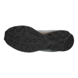 Championes Salomon XT-6, calzado de trail running adaptado para uso urbano. Diseño en color negro, gris, rojo y blanco, con sistema de cordones de ajuste rápido Quicklace y suela de gran tracción.