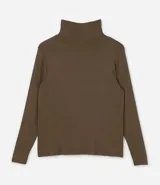 Blusa de manga larga con cuello alto, confeccionada en tejido de viscosa con elastano, de diseño liso y ajuste al cuerpo.
