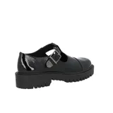 Mocasín negro charol con plataforma y hebilla lateral.