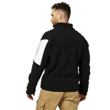 Campera Caterpillar de hombre, color negro, con cierre frontal y logo de la marca en el pecho.