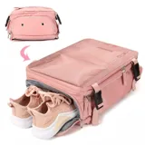 Mochila color beige con múltiples bolsillos y cierres.