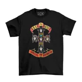 Remera negra de manga corta con estampado frontal de la banda Guns N' Roses, presentando el diseño icónico de la cruz con calaveras del álbum Appetite for Destruction.