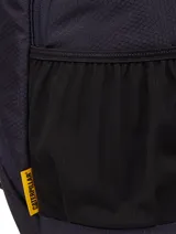 Mochila urbana y deportiva de la línea Himalayas, confeccionada en tejido ripstop hexagonal resistente. Cuenta con cordón elástico frontal para almacenamiento, bolsillos laterales de malla, compartimento principal con bolsillo interior y detalles reflectantes.