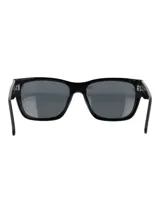 Lentes de sol RKF modelo Genova, armazón rectangular de acetato de celulosa negro y cristales oscuros polarizados con protección UV.