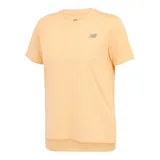 Remera deportiva color durazno de New Balance, con logo reflectivo en el pecho y tecnología NB DryX.