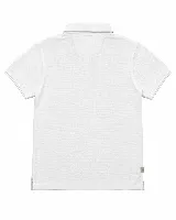 Remera polo verde oscuro con textura sutil, cierre frontal con botones y detalles en contraste en el cuello y los puños de las mangas cortas.