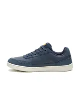Zapatillas urbanas Caterpillar modelo Pause Retro Leather, de color azul marino, con detalles en ante y suela de goma blanca. Presenta cordones al tono y el logotipo de la marca en el lateral y la lengüeta.
