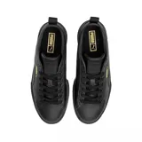 Championes Puma modelo Mayze Classic, color blanco con detalles en dorado. Diseño de plataforma con suela dentada y logo de la marca en el lateral y la entresuela.
