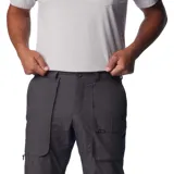 Pantalón cargo Columbia de corte recto, color gris oscuro, con múltiples bolsillos funcionales, incluyendo bolsillos laterales, bolsillos cargo con cierre de velcro y bolsillos traseros. Cuenta con trabillas para cinturón, anilla en D y dobladillo ajustable con ceñidor.