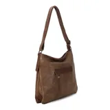 Cartera marrón de simil cuero con bolsillo frontal con tapa y cierre dorado. Tiene correa larga regulable y asa de mano.