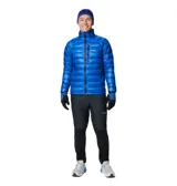 Campera puffer de alto rendimiento Columbia Titanium, diseñada para actividades al aire libre. Presenta un diseño acolchado con aislamiento de plumón de ganso de 700 fill power, tecnología Omni-Heat Arctic para retención de calor y acabado Omni-Shield repelente al agua y manchas. Incluye cierre frontal completo, cuello alto con mentonera, bolsillos laterales y en el pecho con cierre, y dobladillo ajustable.