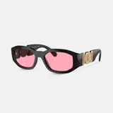 Lentes de sol Versace con armazón irregular de acetato negro y cristales rosados. Presentan detalles metálicos dorados en las patillas con el icónico emblema de Medusa.
