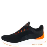 Championes deportivos Topper modelo Vr Speed, color negro con detalles en naranja vibrante. Presentan capellada de malla transpirable, cierre con cordones y suela blanca con amortiguación.