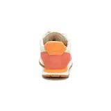 Championes Cat modelo Ventura, con diseño de paneles en tonos coral, naranja y crema. Presenta una combinación de texturas en gamuza y tela, con suela de goma dentada y logo de la marca en el lateral.