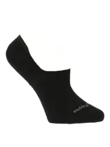 Pack de tres pares de medias invisibles Hush Puppies, diseñadas para usar con zapatillas. Incluye un par blanco, uno beige y uno negro, confeccionadas en algodón suave con ajuste elástico.