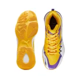 Championes de básquet Puma Genetics con diseño dinámico en colores amarillo, violeta y blanco. Presentan una estructura de malla transpirable, refuerzos sintéticos y una suela de goma diseñada para ofrecer tracción y soporte en la cancha.