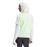 Remera de training Adidas Aeroready Train Essentials color verde claro con tres tiras blancas en los hombros y logo de la marca en el pecho.