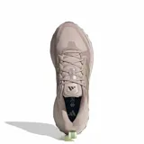 Championes Adidas Ultrarun 5 Tr W para mujer, color rosado viejo con tiras laterales en tono más oscuro y detalles en verde lima en el tirador trasero. Cuentan con tecnología water-repellent y suela de tracción.