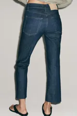 Jeans ZW Collection de tiro medio y corte bootcut, en color azul oscuro, con bolsillos, pespuntes a contraste y raya planchada al frente.