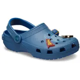 Zuecos Crocs Classic Clog con diseño alusivo al equipo de baloncesto NBA Golden State Warriors.
