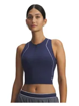 Musculosa deportiva Under Armour de corte crop, color azul marino con detalles reflectantes. Presenta cierre frontal parcial, cuello redondo y perforaciones estratégicas para mayor ventilación.