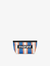 Neceser de mano en nailon a rayas azules, naranjas y blancas con logo "Marant" bordado en negro en la parte delantera. Cierre con cremallera y ribete superior negro.