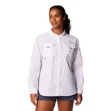 Camisa blanca de manga larga Columbia modelo Bahama II, con tecnología Omni-Shade™ Broad Spectrum UPF 50, ventilación en la espalda, mangas enrollables con presillas, bolsillos frontales con elevables y bolsillo interior de malla. Ideal para pesca.