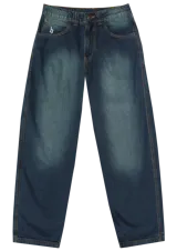 Pantalón de jean azul oscuro con efecto lavado, corte holgado y pierna recta.