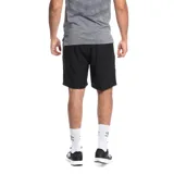 Short deportivo Umbro color negro, con logo de la marca estampado en blanco en la pierna izquierda y bolsillos laterales.