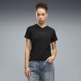 Remera Puma modelo Class Standard Tee, color negro, de manga corta y cuello en V, con pequeño estampado frontal de la marca.