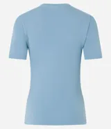 Blusa básica de algodón color celeste, con mangas cortas y cuello redondo, de la marca Marfinno.