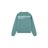 Buzo cerrado oversize de color verde, con cuello redondo y estampa tipográfica blanca en la espalda.