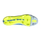 Championes de fútbol Adidas Predator League Ft Fg, color celeste con lengüeta plegable azul y detalles en amarillo neón. Diseño técnico con tecnología Nanostrike para mayor control y precisión en el campo.