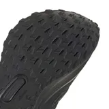 Championes de running Adidas Ultra Run 5 TR, color negro, con diseño versátil para ciudad y terrenos mixtos. Presentan exterior de malla impermeable con detalles reflectivos, mediasuela Bounce para mayor amortiguación y suela Adiwear para tracción y durabilidad.
