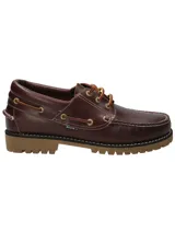 Zapato náutico de cuero color marrón oscuro, con cordones de cuero y suela de goma con dibujo.