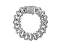 Pulsera plateada de eslabones gruesos con micropavé de circonias engarzadas.