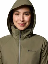 Campera cortaviento Columbia modelo Switchback IV Jacket con tecnología Omni-Shield, color verde militar, con capucha ajustable, cierre frontal y bolsillos laterales con cierre.