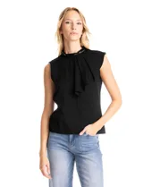 Blusa sin mangas de crepe color negro, con cuello alto adornado con mostacillas y detalle de sobrecapa drapeada en el frente. Presenta abertura tipo gota con botón en la espalda.