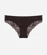 Bombacha tipo bikini confeccionada en microfibra suave con laterales de encaje. Modelo liso de ajuste anatómico con forro de algodón.