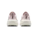 Championes de running Nike Winflo 12, color rosado con detalles en marrón oscuro y suela blanca. Cuentan con capellada de malla transpirable, amortiguación Nike Air y espuma Cushlon 3.0.