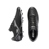 Championes de fútbol Joma Águila 2401, color negro con detalles en gris. Fabricados en material sintético Fibertec y nylon, con suela de caucho de dos densidades y media suela de Phylon.