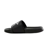 Ojotas tipo slide Umbro, color negro con el logo de la marca estampado en blanco en la banda superior. Poseen plantilla de espuma EVA para mayor amortiguación.