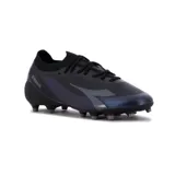 Championes de fútbol Diadora modelo Drop MD, color negro con acabado iridiscente. Presentan diseño con cuello tipo media, cordones ajustables y suela con tapones para terreno firme.