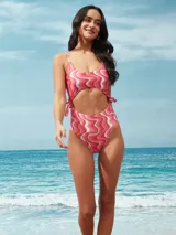 Malla entera color verde con abertura en la zona abdominal y lazos laterales.