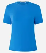 Blusa básica color mostaza, con escote redondo y manga corta.