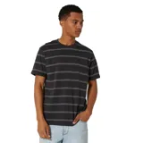 Remera de manga corta Rip Curl modelo Plain Stripe, de color negro con líneas horizontales blancas finas y diseño de corte clásico.