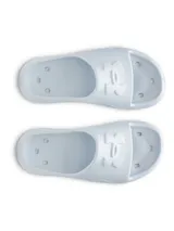 Sandalias de una sola pieza moldeadas en EVA, color celeste claro, con diseño ergonómico, orificios de drenaje laterales y logo de la marca en relieve sobre la banda superior.