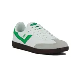Championes urbanos Pony modelo Moma, de color blanco con detalles en verde y suela de goma marrón. Presentan puntera de gamuza gris y el logo de la marca en el lateral.