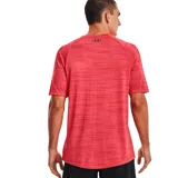 Remera Under Armour de hombre, modelo Tech 2.0. Confeccionada en tejido UA Tech™ ligero y transpirable.