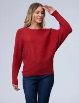 Sweater rojo de tejido acanalado, marca Ninety, con mangas largas estilo japonés y cuello redondo.